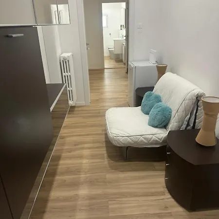 Panzió Concerti, Stadio E Aeroporto 3*